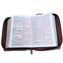 Biblia con Cierre Portátil Letra Grande 12 puntos RV1960 imit piel café geométr