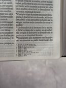 Biblia RVR60 Tamaño manual con broche y asa. Floral Estampado