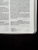 Biblia letra 11 ountos  RVR60 de Obsequios y premios Blanca