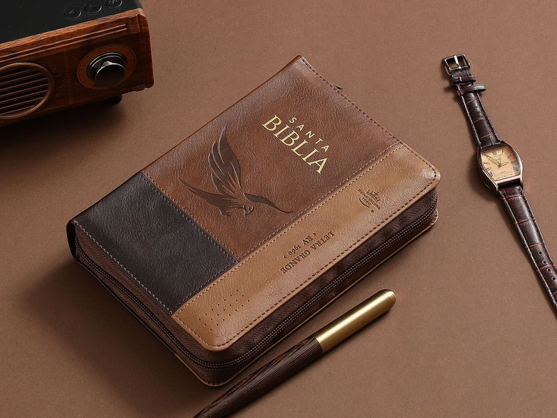 Biblia con Cierre Portátil 12 puntos RV1960, imit piel café águila con índice