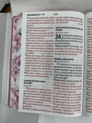 Biblia para mujer  letra súper gigante tamaño manual 19 puntos rosa mariposas