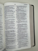 Biblia el mensaje piel imitación gris