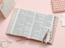 Biblia  mujer Letra Gigante 19 puntos Manual Rv1960 piel imita. Rosa Floral Con Indice