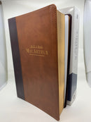 Bíblia de estudio MacArthur letra grande Nbla piel imitación café dos tonos 11puntos