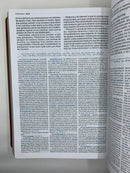 Bíblia de estudio MacArthur letra grande Nbla piel imitación café dos tonos 11puntos