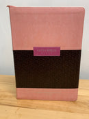 Bíblia para Mujer letra súper gigante 19 puntos rv1960 cierre rosa café índice