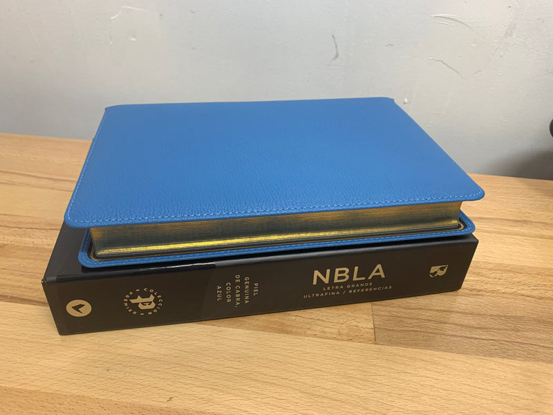 Biblia del ministro NBLA Ultrafina, Colección , Azul, piel genuina de cabra letra grande