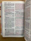 Bíblia letra grande NTV TAMANO PERSONAL para mujer sentipiel rosa con índice