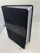 Bíblia ntv letra gigante tamaño manual sentipiel negro 12 puntos