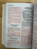 Biblia Inspiracion para Mujer Letra Grande de 12 puntos Reina Valera 1960, tapa de vinil, lila floral Vinyl Bound