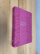 Bíblia para Mujer letra grande tamaño manual reina valera 1960 fuchsia semipiel Indice