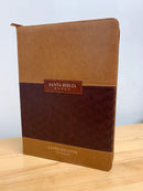 Bíblia de letra gigante 15 puntos reina valera 1960 clásica café cierre índice