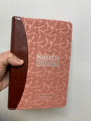 Bíblia para Mujer letra gigante 14 puntos Reina valera  1960 mariposa/cafe cierre índice