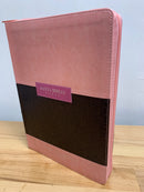 Bíblia para Mujer letra súper gigante 19 puntos rv1960 cierre rosa café índice