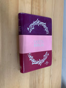 Bíblia para mujer letra grande  Tamano manual Reina Valera 1960 Rosa violeta cierre 12 puntos
