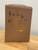 BIBLIA PARA MUJER TAMANO MANUAL letra gigante 14 puntos ROSAS SIMIPIEL RV1960 INDICE