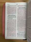 Bíblia Nvi letra grande para mujer cierre rosa y fuscia 11 puntos