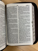 Biblia letra grande tamaño 10 puntos reina Valera 1960  con cierre marrón oscuro